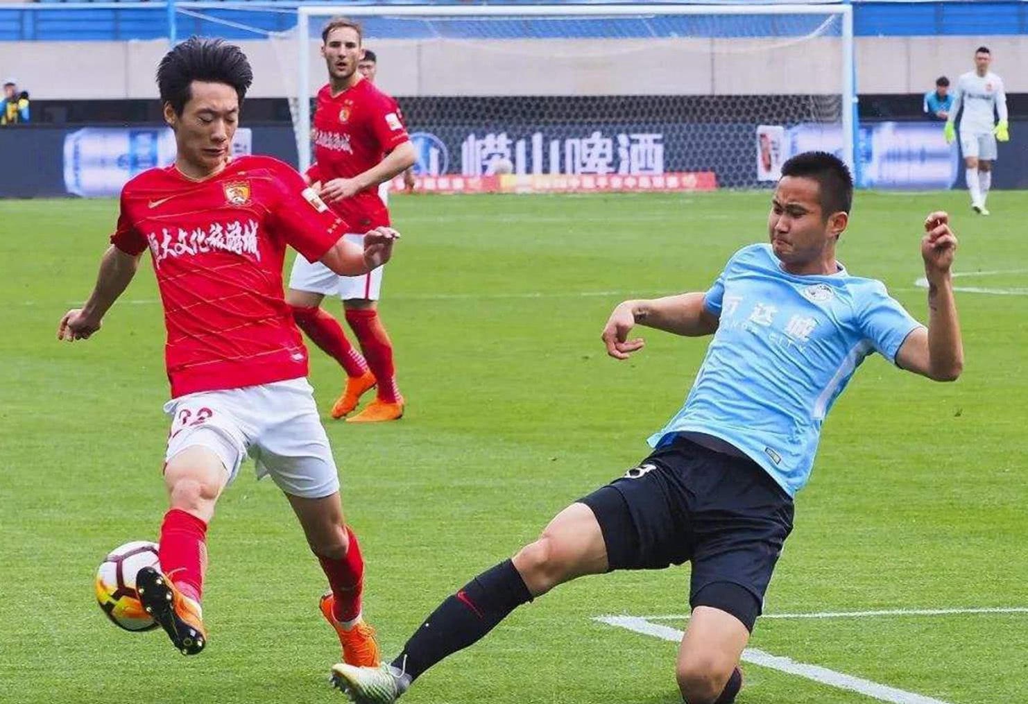 中超清晨走向成谜，辽宁本钢更衣室发声，压力陡增，训练强度明显提升的简单介绍